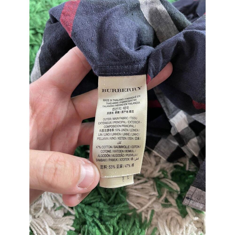 Burberry Button-Up - Picture 4 of 7